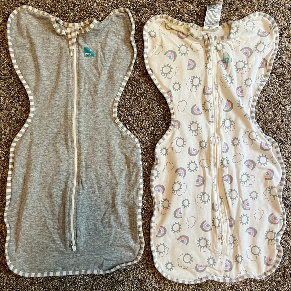 Love to Dream arms up swaddle size small